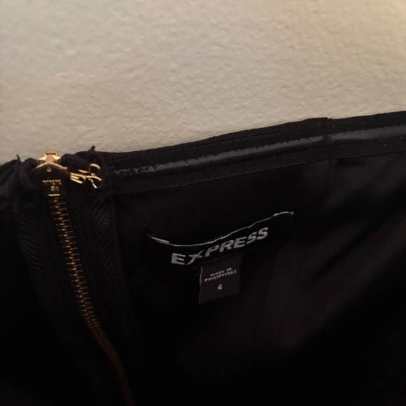 New with tag Express jumpsuit - Picture 3 of 5